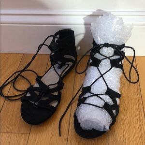 Sandals flat black gladiator style lace up size 8